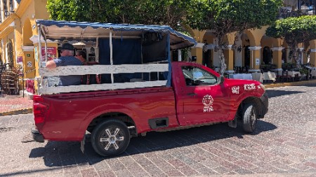 Flat-bed taxi